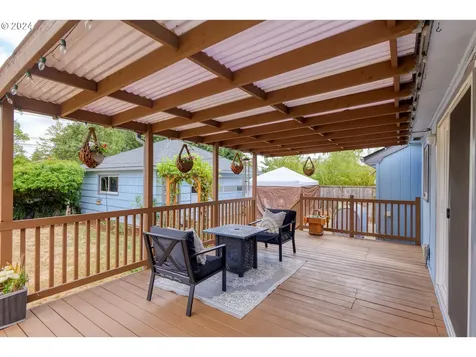 4008 SE 113th Avenue Portland OR 97266