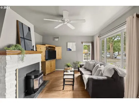 4008 SE 113th Avenue Portland OR 97266