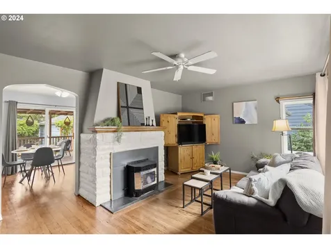 4008 SE 113th Avenue Portland OR 97266
