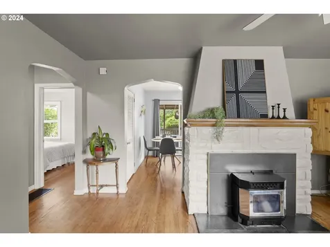 4008 SE 113th Avenue Portland OR 97266