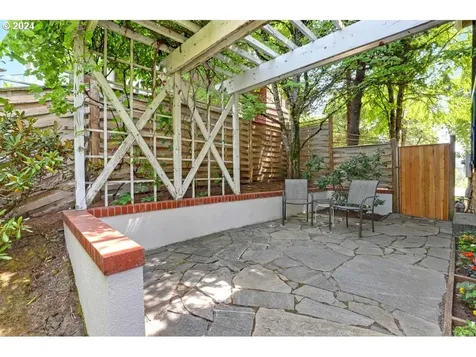 2427 Nw Pinnacle Drive Portland OR 97229