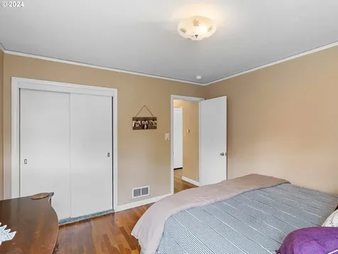 1925 Ne 118th Avenue Portland OR 97220