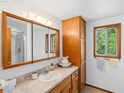 1925 Ne 118th Avenue Portland OR 97220
