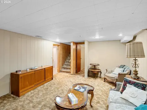 1925 Ne 118th Avenue Portland OR 97220