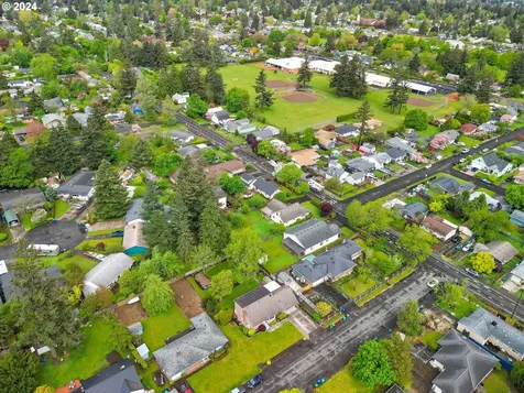 1925 Ne 118th Avenue Portland OR 97220