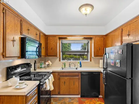1925 Ne 118th Avenue Portland OR 97220