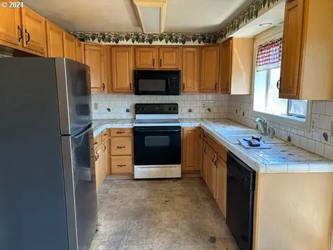 765 Nw Yamhill Street Sheridan OR 97378