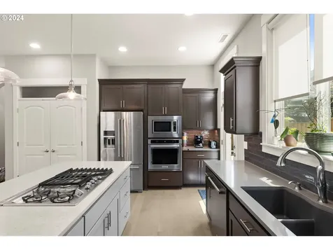 16916 Nw Trillium Street Portland OR 97229