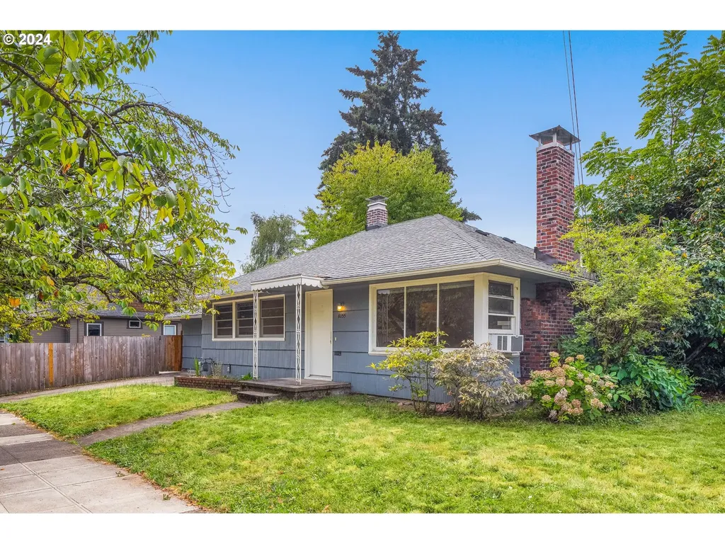 8055 Se 8th Avenue Portland OR 97202