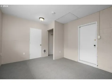 8055 Se 8th Avenue Portland OR 97202
