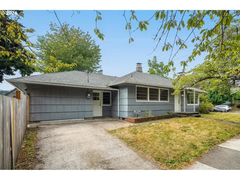 8055 Se 8th Avenue Portland OR 97202