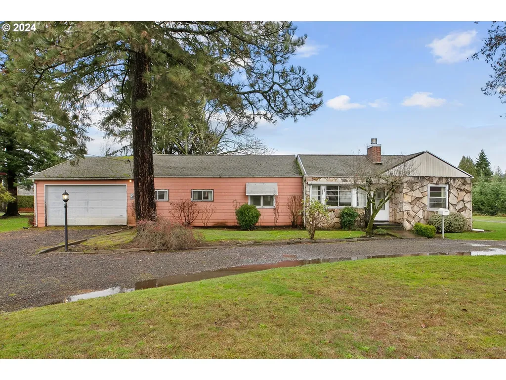 8228 Se 162nd Avenue Portland OR 97236