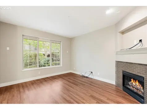 4833 NW Blandy Terrace Portland OR 97229