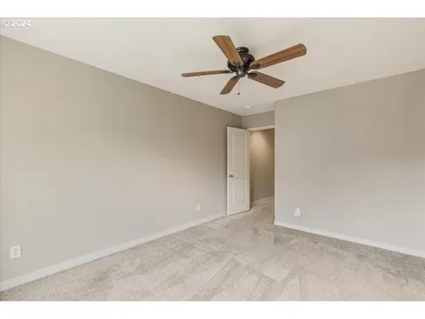 4833 NW Blandy Terrace Portland OR 97229