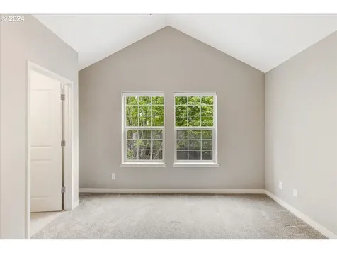 4833 NW Blandy Terrace Portland OR 97229
