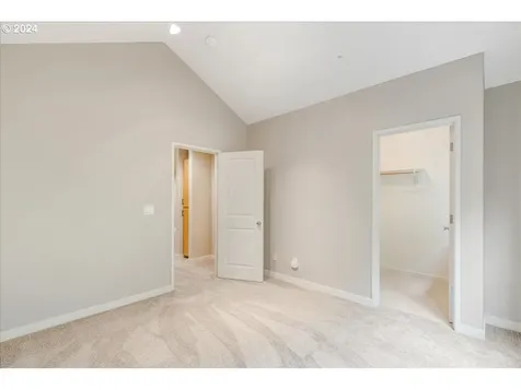 4833 NW Blandy Terrace Portland OR 97229