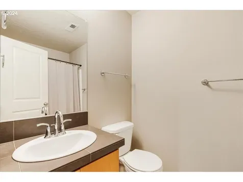 4833 NW Blandy Terrace Portland OR 97229
