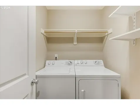 4833 NW Blandy Terrace Portland OR 97229