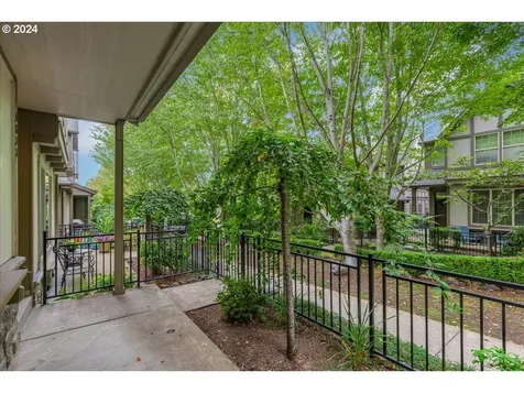 4833 NW Blandy Terrace Portland OR 97229