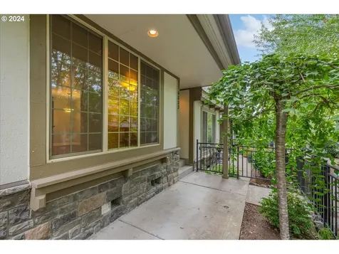 4833 NW Blandy Terrace Portland OR 97229
