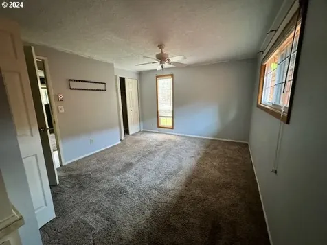 3155 Ammons Drive Longview WA 98632
