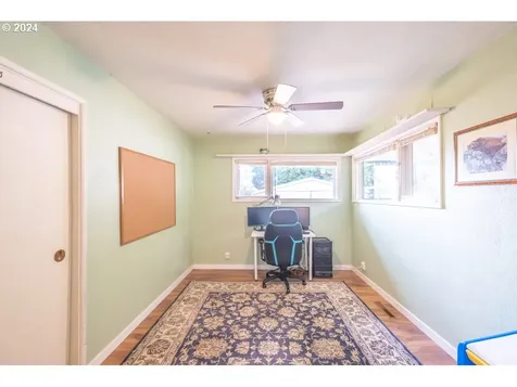 265 Berry Street Lebanon OR 97355