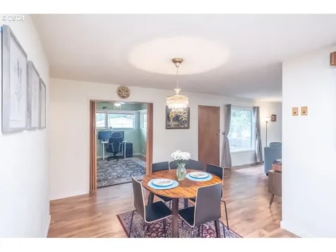 265 Berry Street Lebanon OR 97355