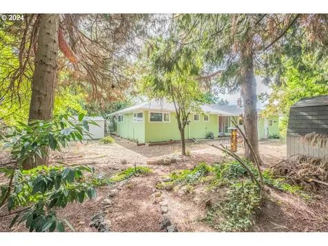 265 Berry Street Lebanon OR 97355