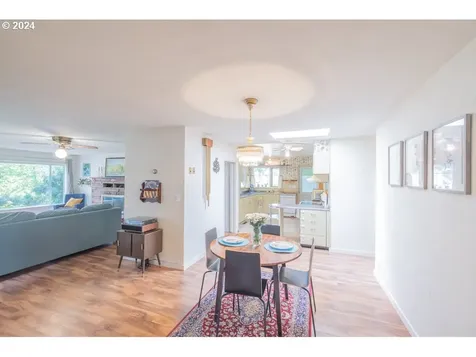 265 Berry Street Lebanon OR 97355