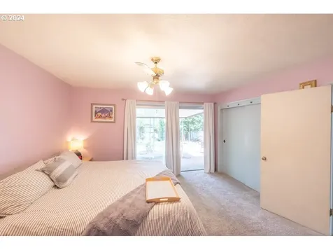 265 Berry Street Lebanon OR 97355