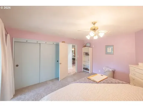 265 Berry Street Lebanon OR 97355