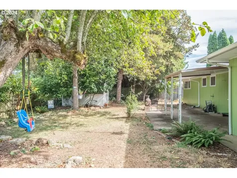 265 Berry Street Lebanon OR 97355