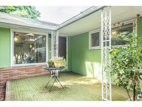 265 Berry Street Lebanon OR 97355