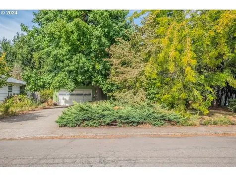 265 Berry Street Lebanon OR 97355