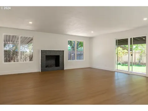 286 Se 33rd Avenue Hillsboro OR 97123