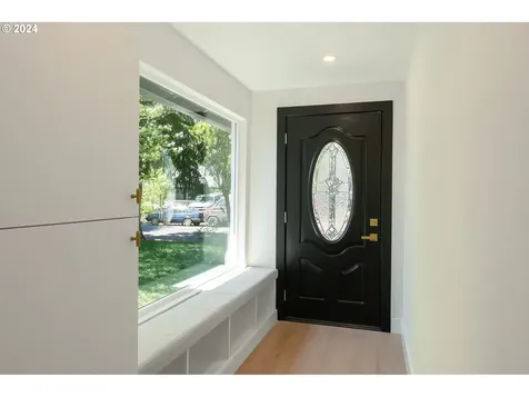 286 Se 33rd Avenue Hillsboro OR 97123