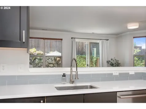 13355 Sw Kingston Place Portland OR 97223