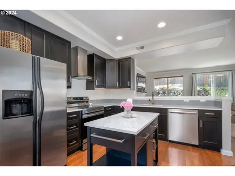 13355 Sw Kingston Place Portland OR 97223