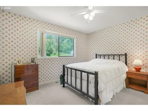 295 Mcadams Road E Longview WA 98632
