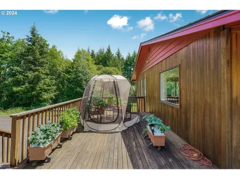 295 Mcadams Road E Longview WA 98632