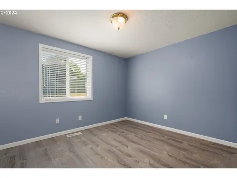 307 Nw 49th Street Vancouver WA 98663