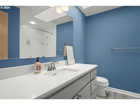307 Nw 49th Street Vancouver WA 98663