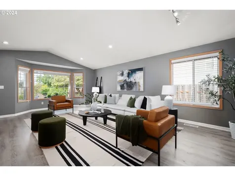 307 Nw 49th Street Vancouver WA 98663