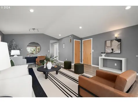 307 Nw 49th Street Vancouver WA 98663