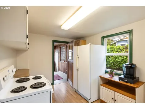 2338 N Russet Street Portland OR 97217