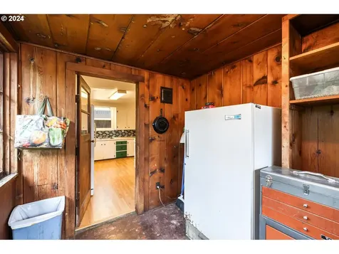 2338 N Russet Street Portland OR 97217