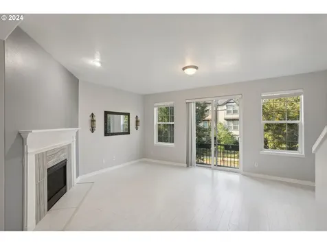 4852 SE Teakwood Street Hillsboro OR 97123