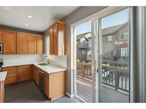 4852 SE Teakwood Street Hillsboro OR 97123