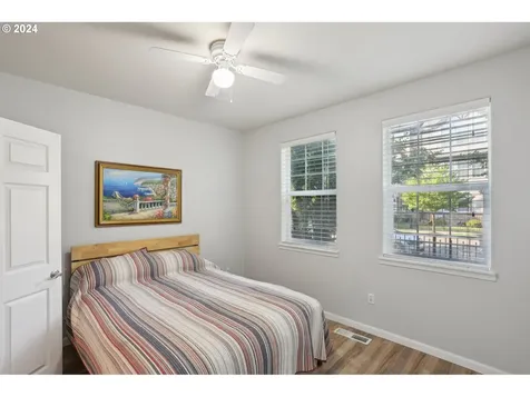 4852 SE Teakwood Street Hillsboro OR 97123
