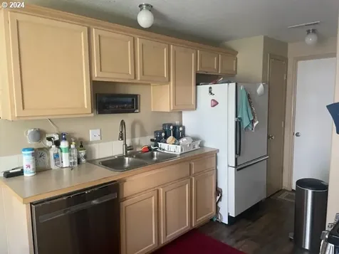 8423 Ne 37th Circle Vancouver WA 98662